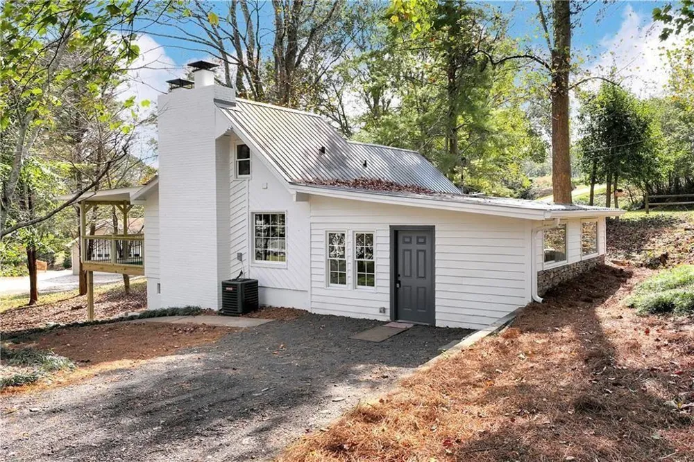 75 Lake Drive Dawsonville, GA 30534