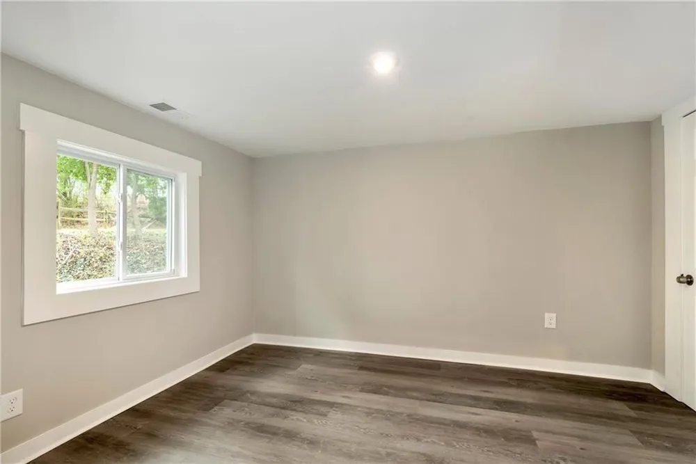 75 Lake Drive Dawsonville, GA 30534