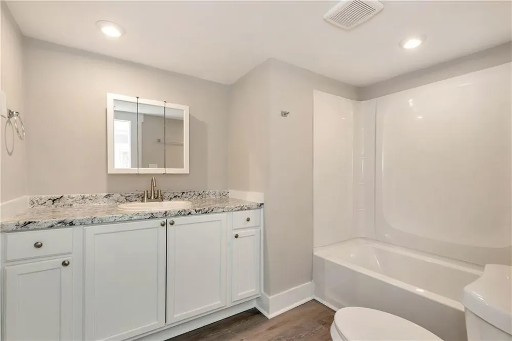 75 Lake Drive Dawsonville, GA 30534