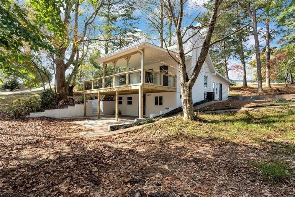 75 Lake Drive Dawsonville, GA 30534