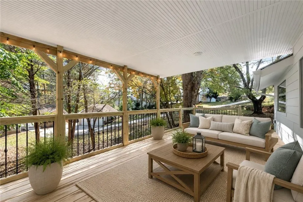 75 Lake Drive Dawsonville, GA 30534