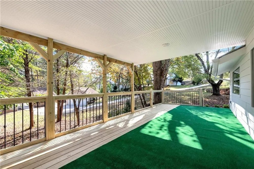 75 Lake Drive Dawsonville, GA 30534