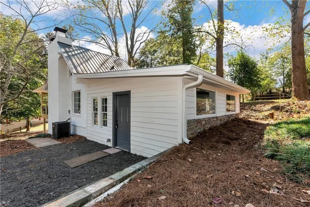 75 Lake Drive Dawsonville, GA 30534