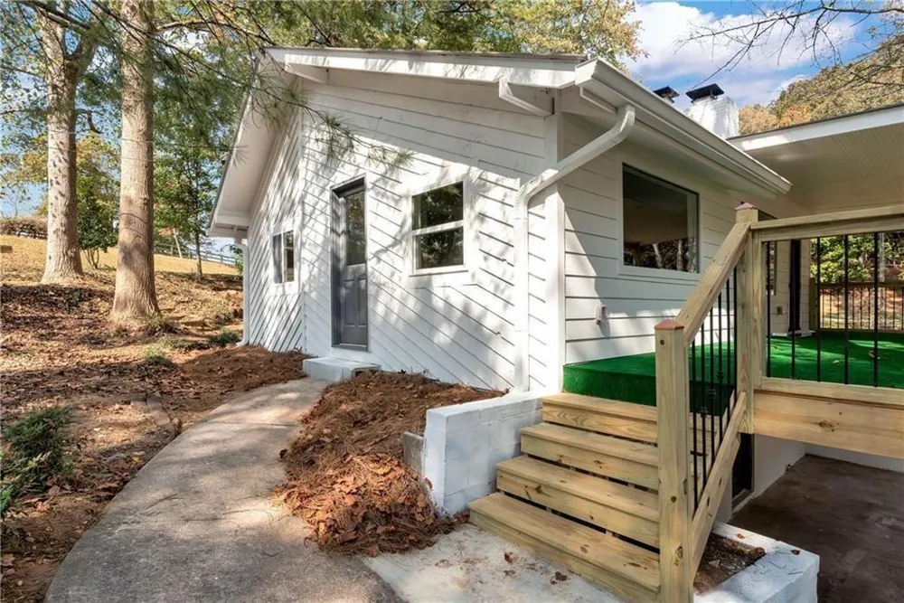 75 Lake Drive Dawsonville, GA 30534