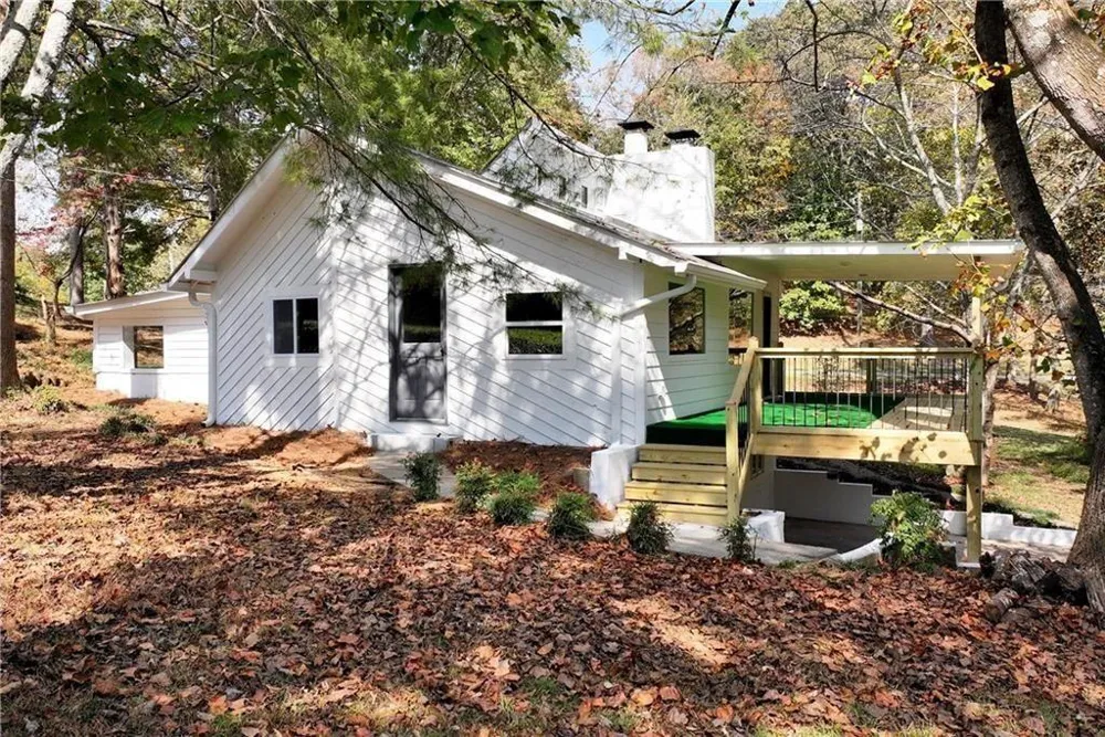 75 Lake Drive Dawsonville, GA 30534