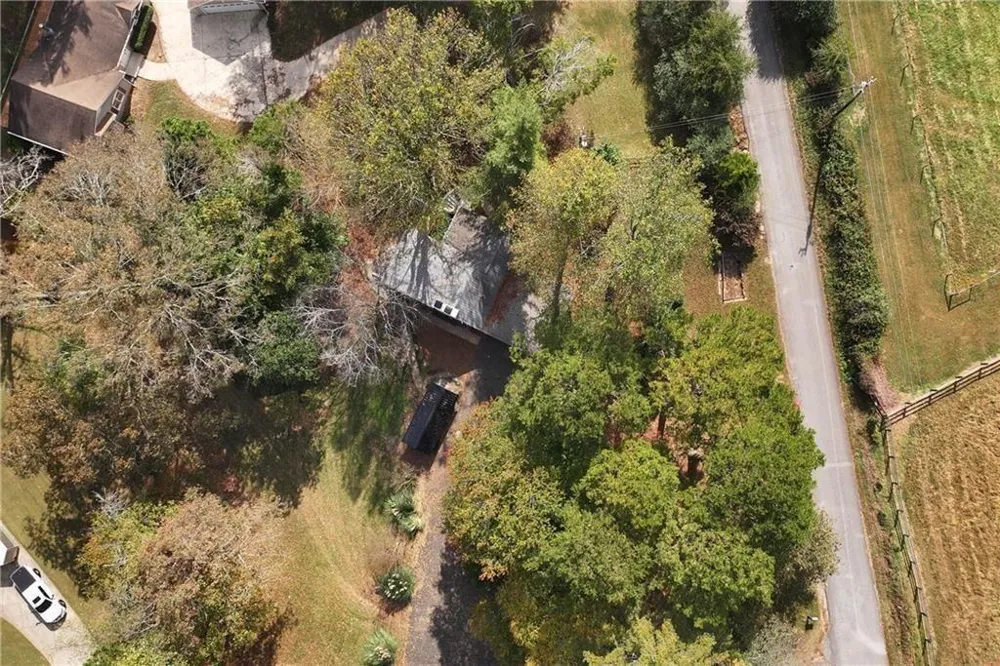 75 Lake Drive Dawsonville, GA 30534
