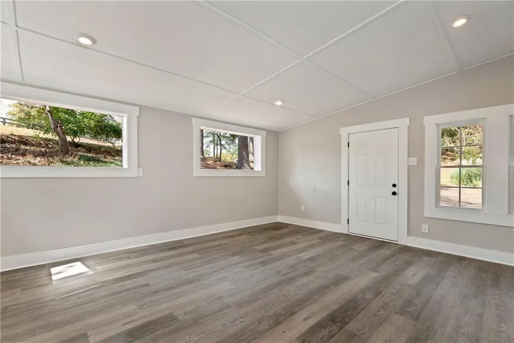 75 Lake Drive Dawsonville, GA 30534