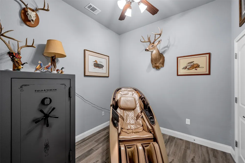 804 Gallant Fox Hewitt, TX 76643