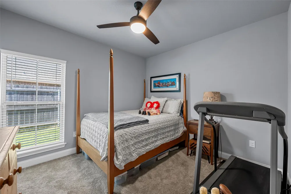 804 Gallant Fox Hewitt, TX 76643