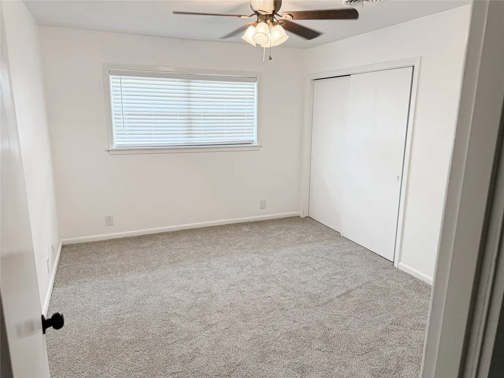 103 W 1st Street Hooks, TX 75561