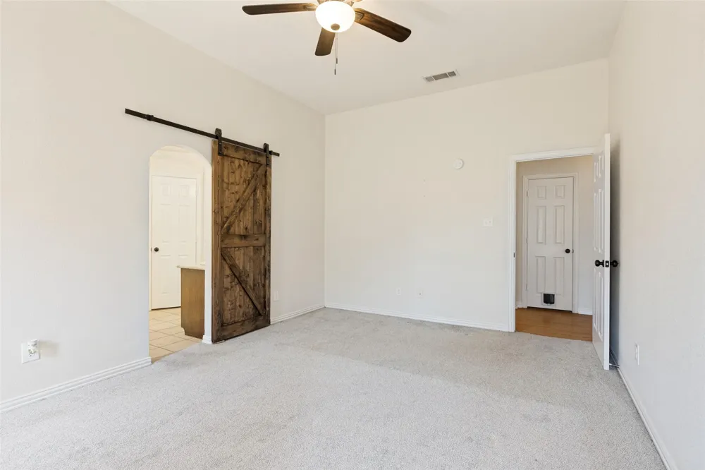 808 Wayne Trail Azle, TX 76020