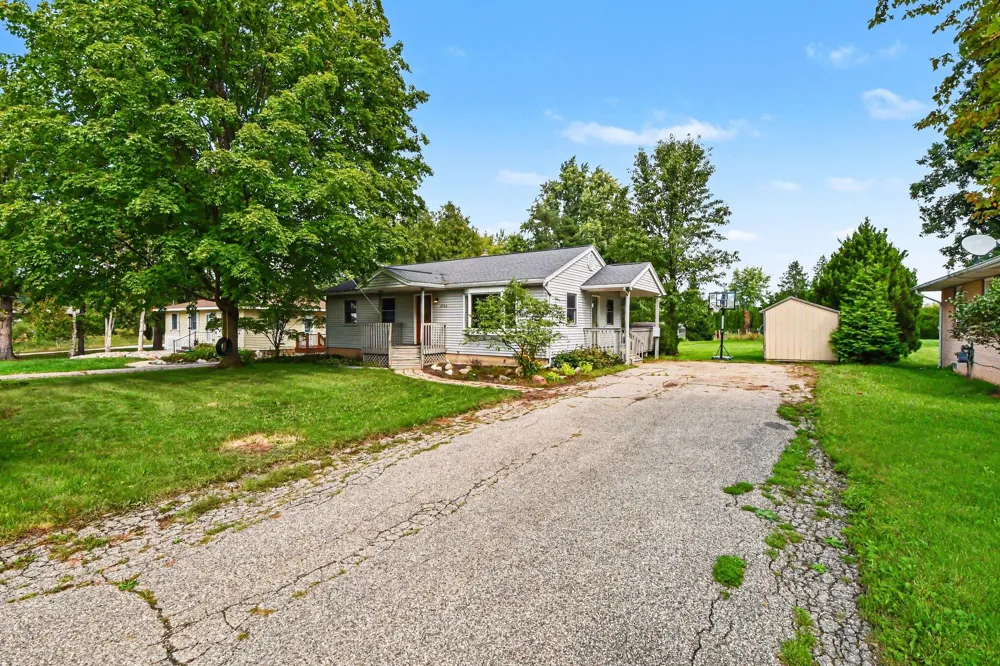 2146 Engleside Drive SE Grand Rapids, MI 49546