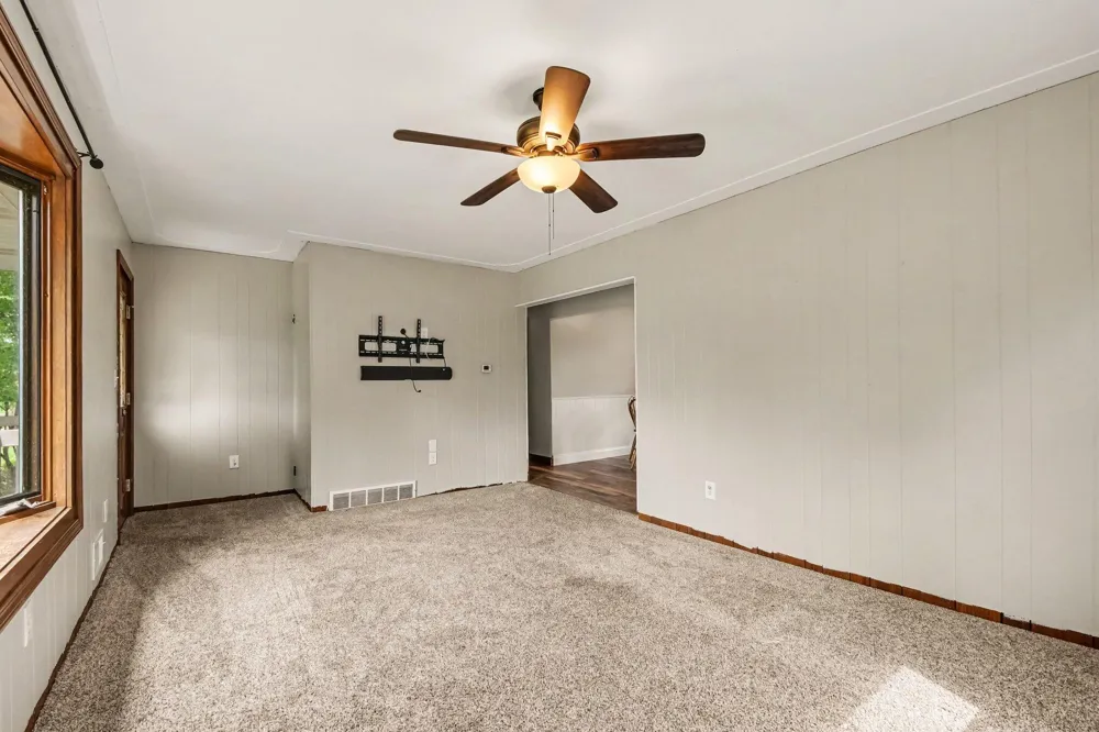2146 Engleside Drive SE Grand Rapids, MI 49546
