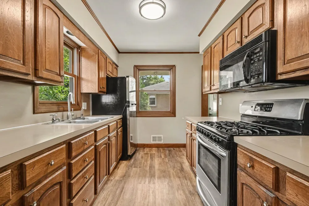 2146 Engleside Drive SE Grand Rapids, MI 49546