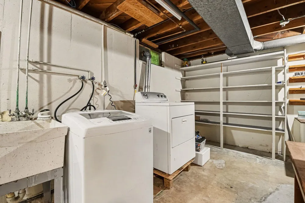 2146 Engleside Drive SE Grand Rapids, MI 49546