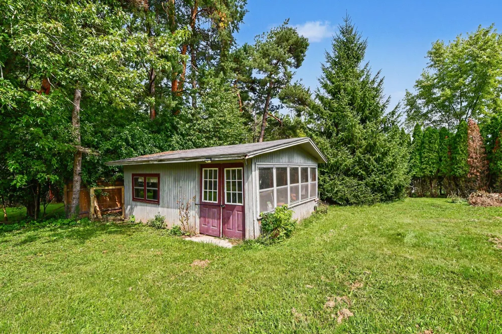 2146 Engleside Drive SE Grand Rapids, MI 49546