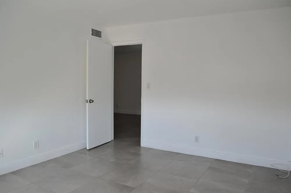 491 NW 42nd Avenue #Apt 33 Plantation, FL 33317