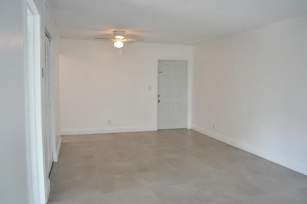 491 NW 42nd Avenue #Apt 33 Plantation, FL 33317