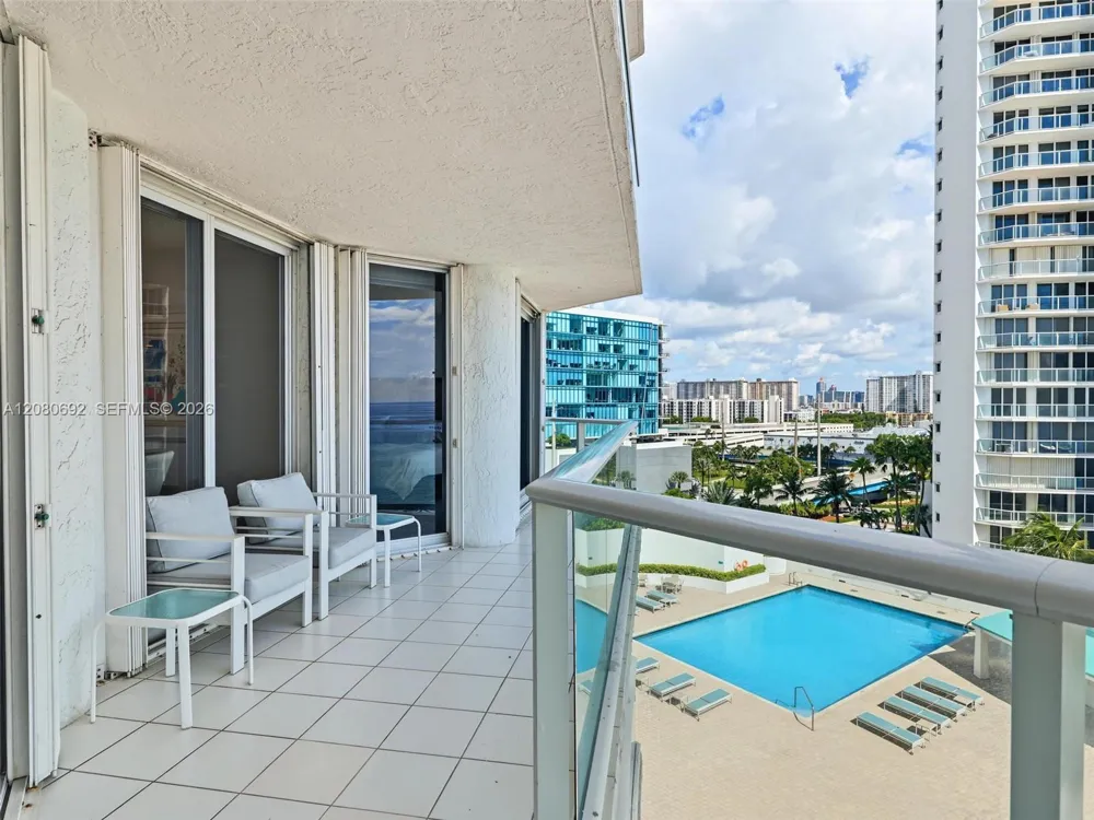 16445 Collins Ave #825 Sunny Isles Beach, FL 33160