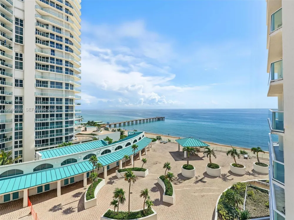 16445 Collins Ave #825 Sunny Isles Beach, FL 33160
