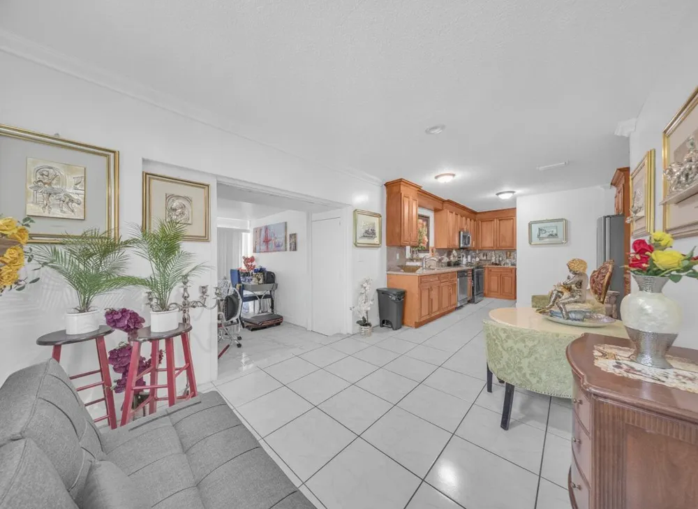 2951 SW 139TH AVENUE Miami, FL 33175