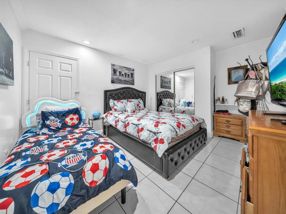 2951 SW 139TH AVENUE Miami, FL 33175