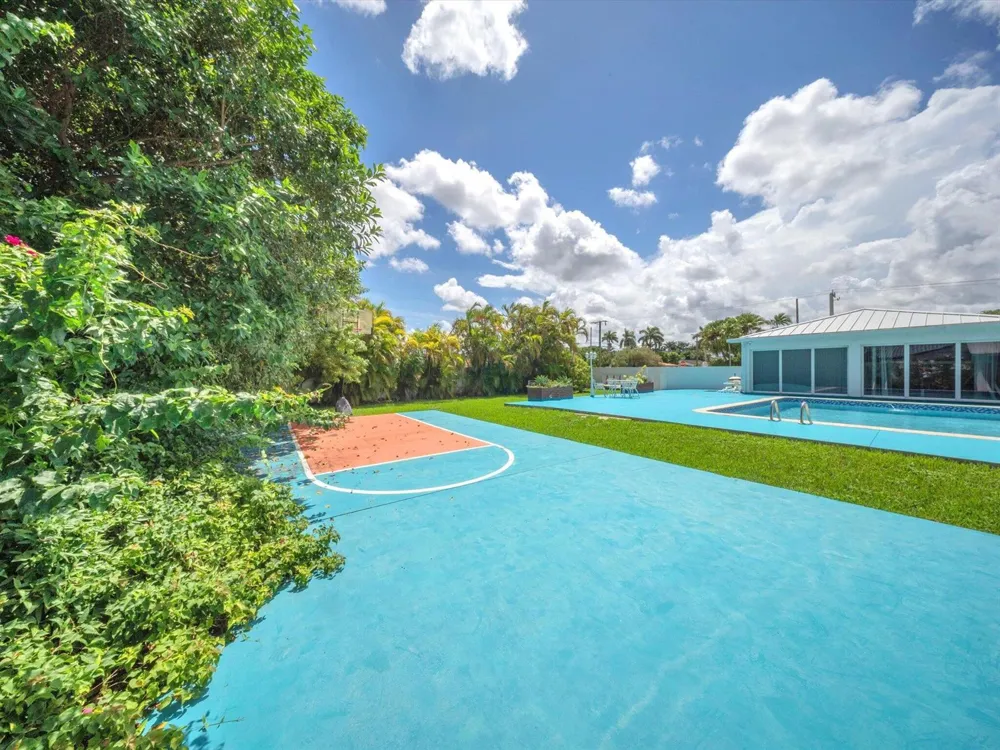 2951 SW 139TH AVENUE Miami, FL 33175