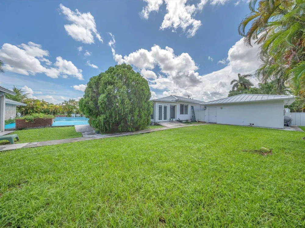 2951 SW 139TH AVENUE Miami, FL 33175