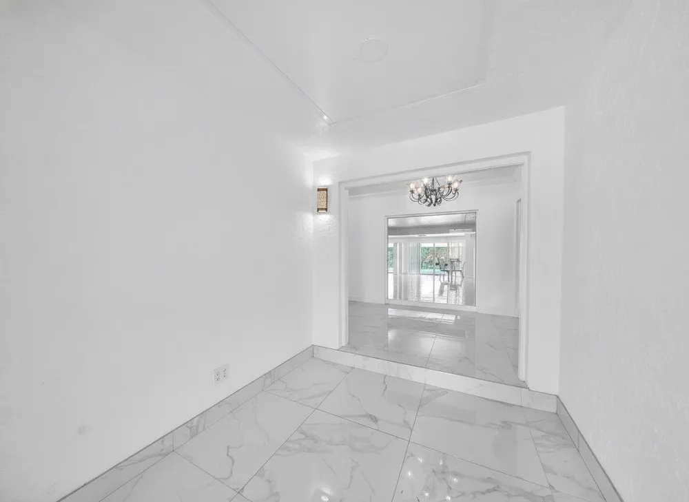 2951 SW 139TH AVENUE Miami, FL 33175