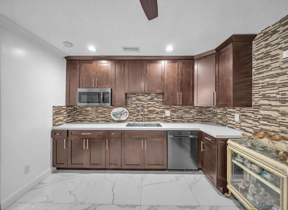 2951 SW 139TH AVENUE Miami, FL 33175