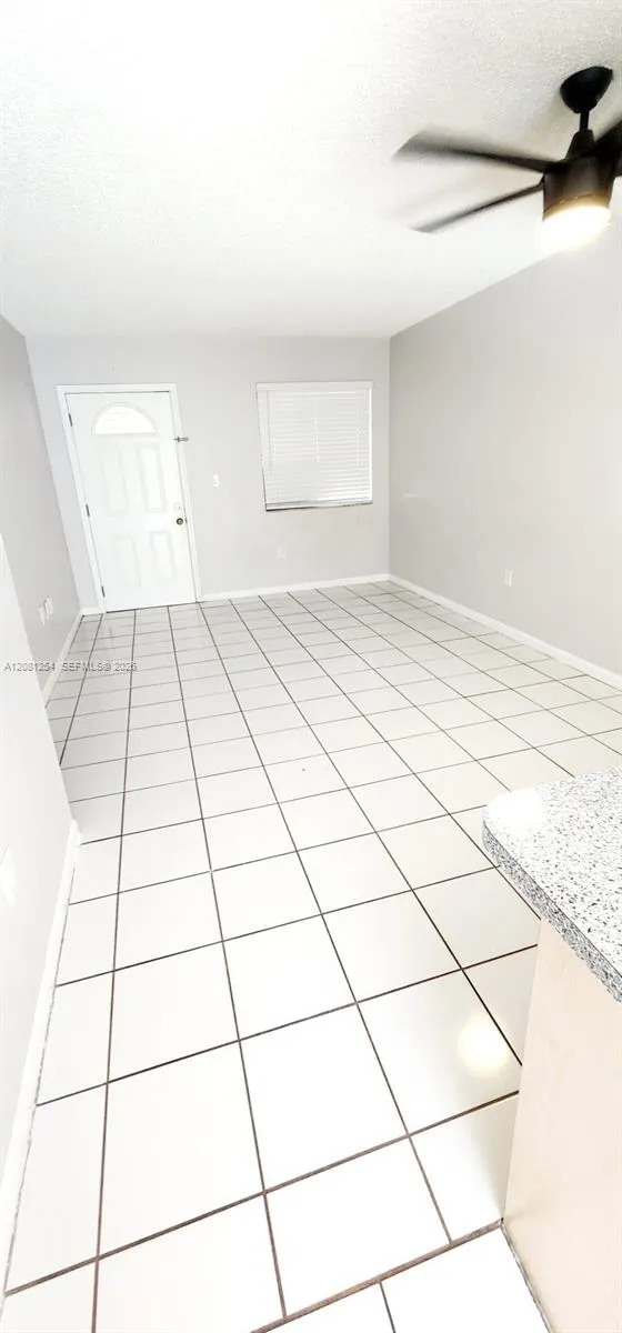 5500 W 21st Ct #204 Hialeah, FL 33016