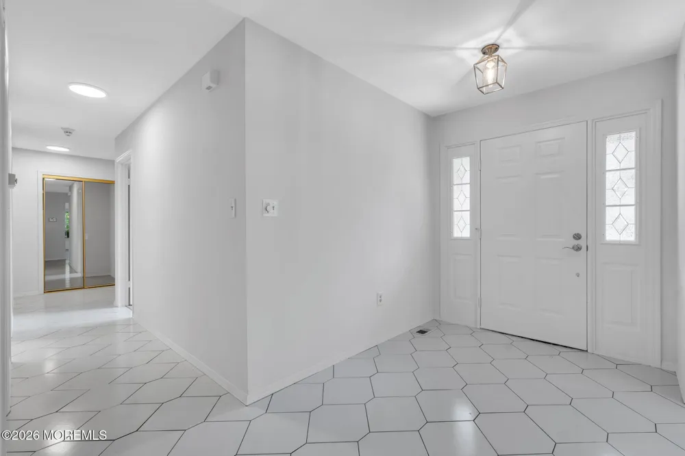 6 Rutherford Hayes Drive Monroe, NJ 08831