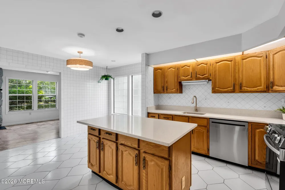 6 Rutherford Hayes Drive Monroe, NJ 08831
