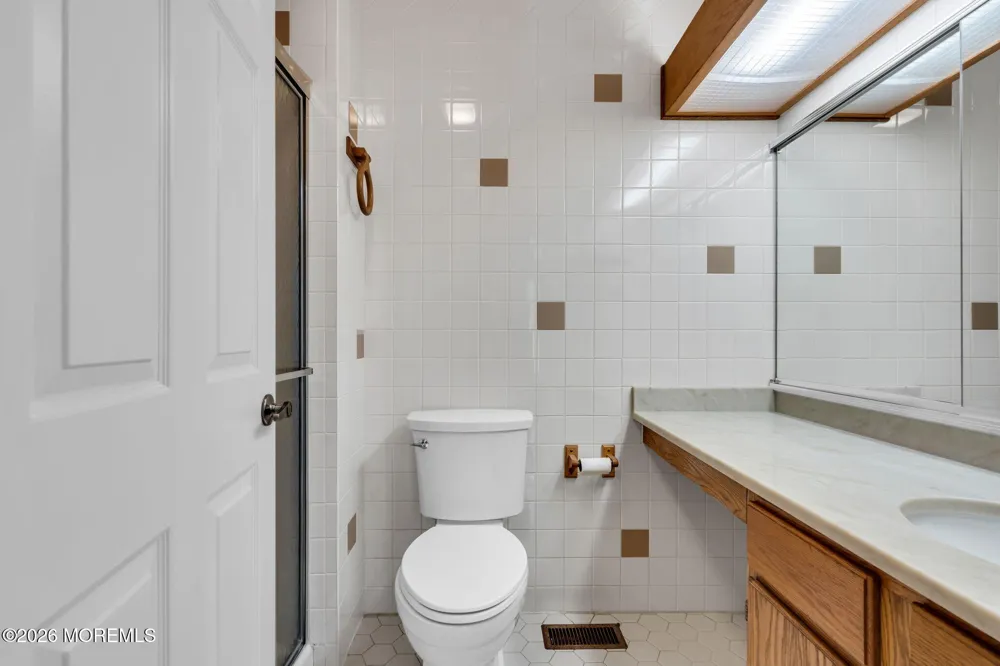 6 Rutherford Hayes Drive Monroe, NJ 08831