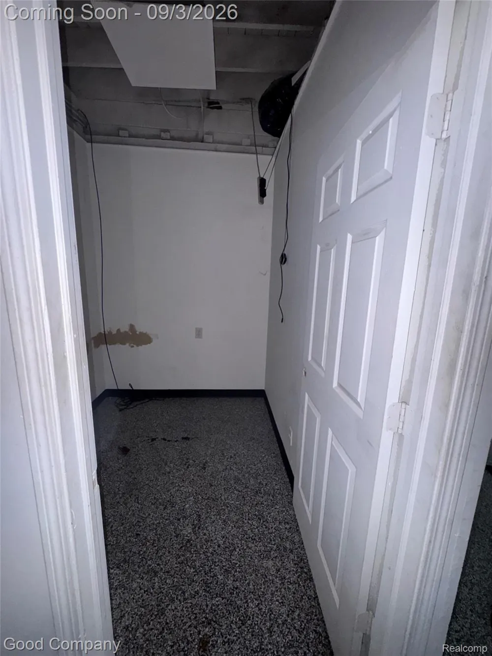 17190 Lahser Road Detroit City, MI 48219