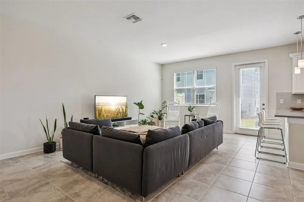 2927 SENTENCE STREET Kissimmee, FL 34746