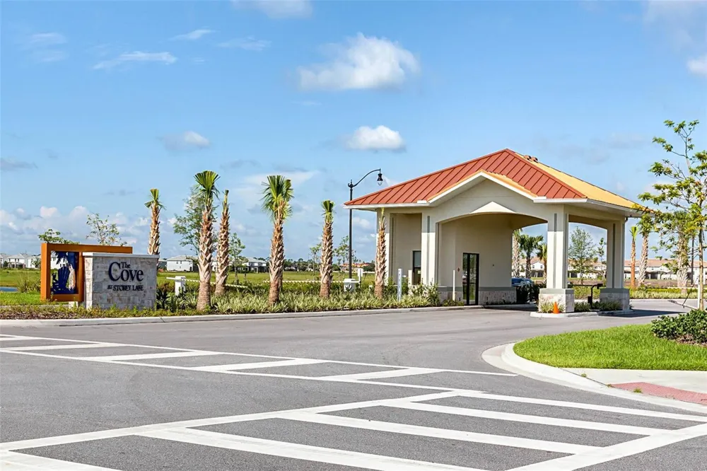 2927 SENTENCE STREET Kissimmee, FL 34746