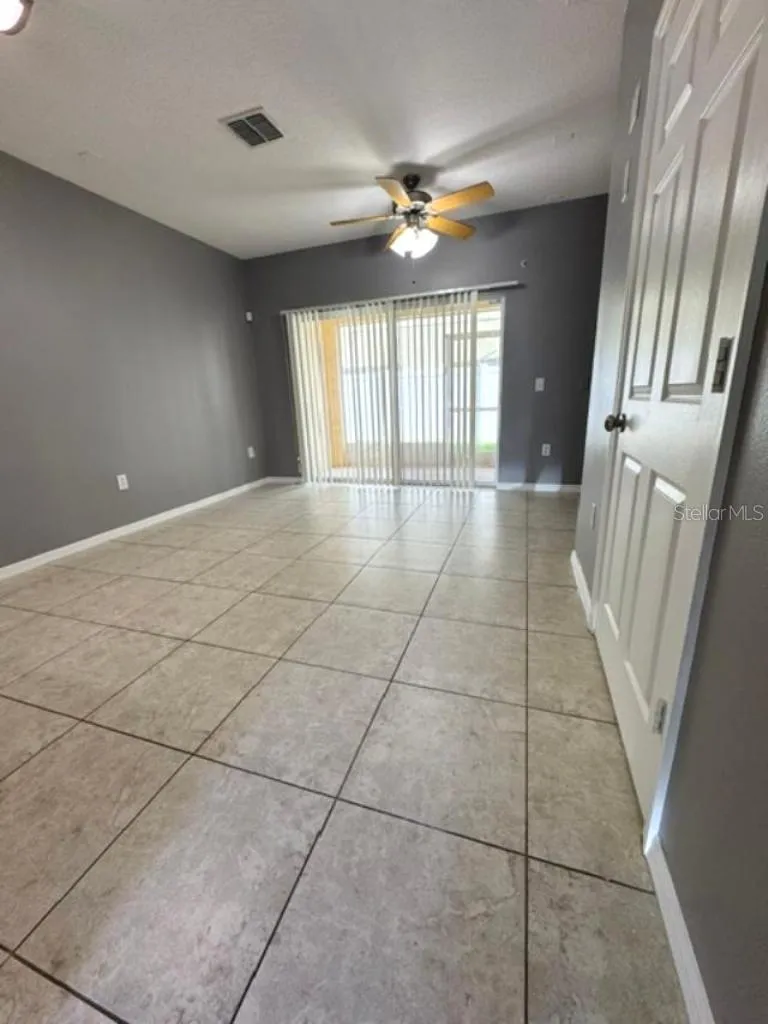8542 BRUSHLEAF WAY Tampa, FL 33647