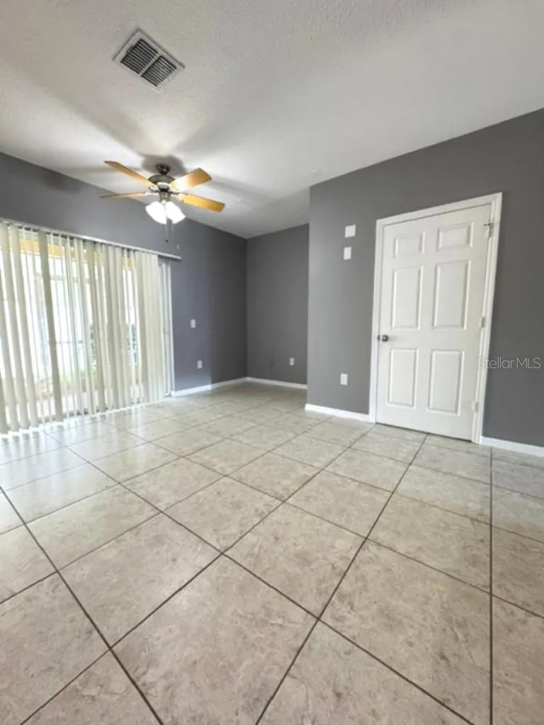 8542 BRUSHLEAF WAY Tampa, FL 33647