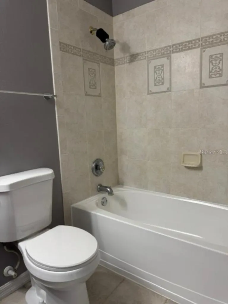8542 BRUSHLEAF WAY Tampa, FL 33647
