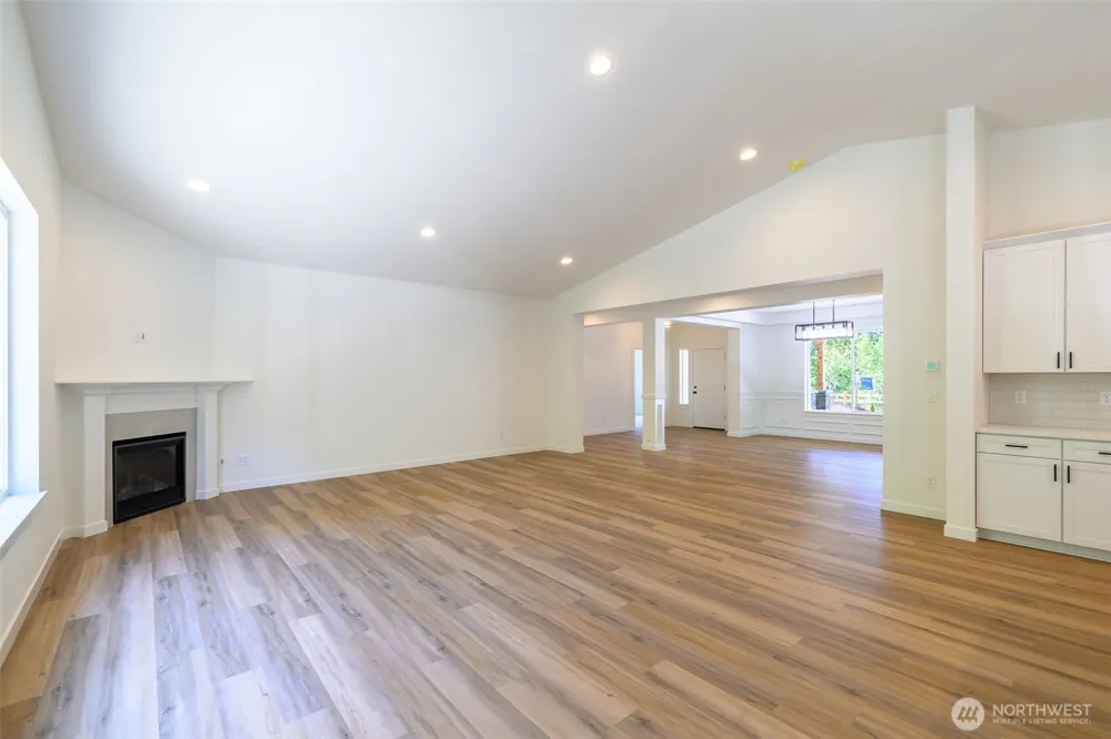 14825 62nd Avenue NW Gig Harbor, WA 98332