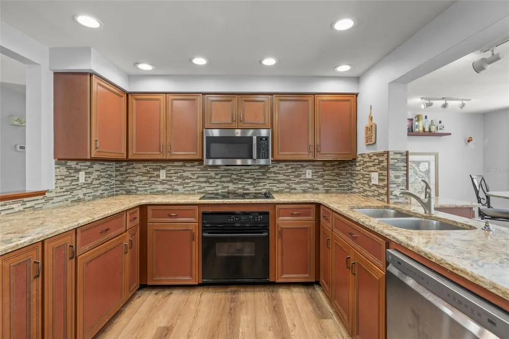 4018 DYER LANE Sarasota, FL 34232