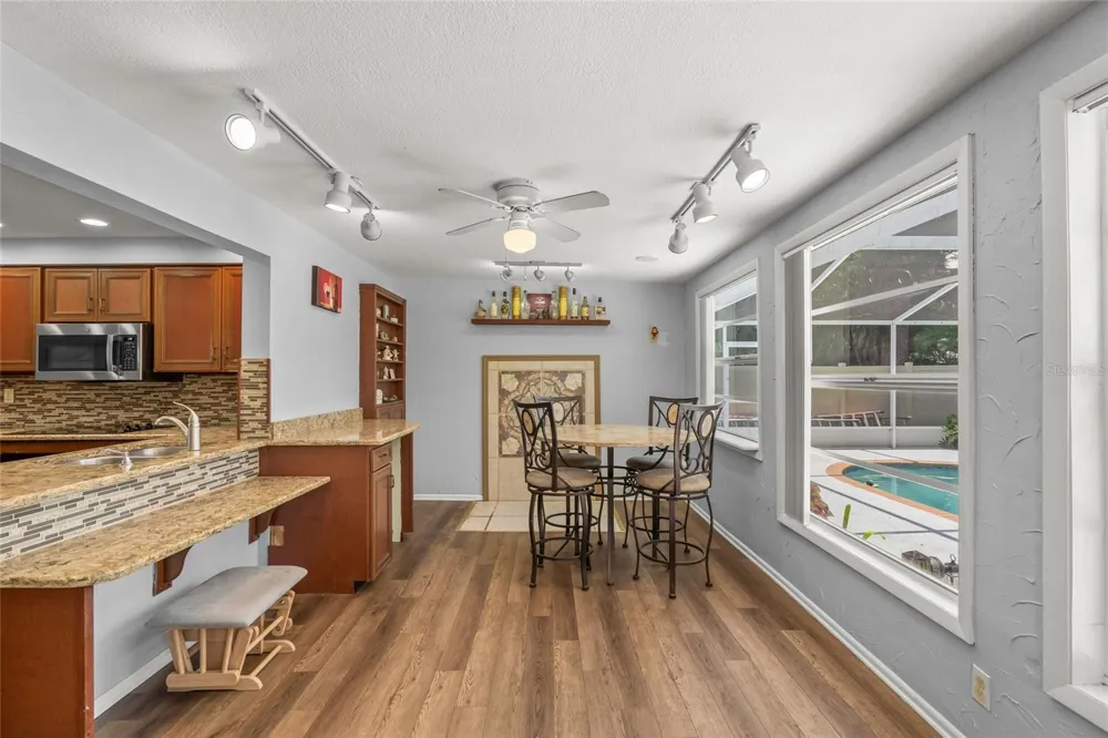 4018 DYER LANE Sarasota, FL 34232