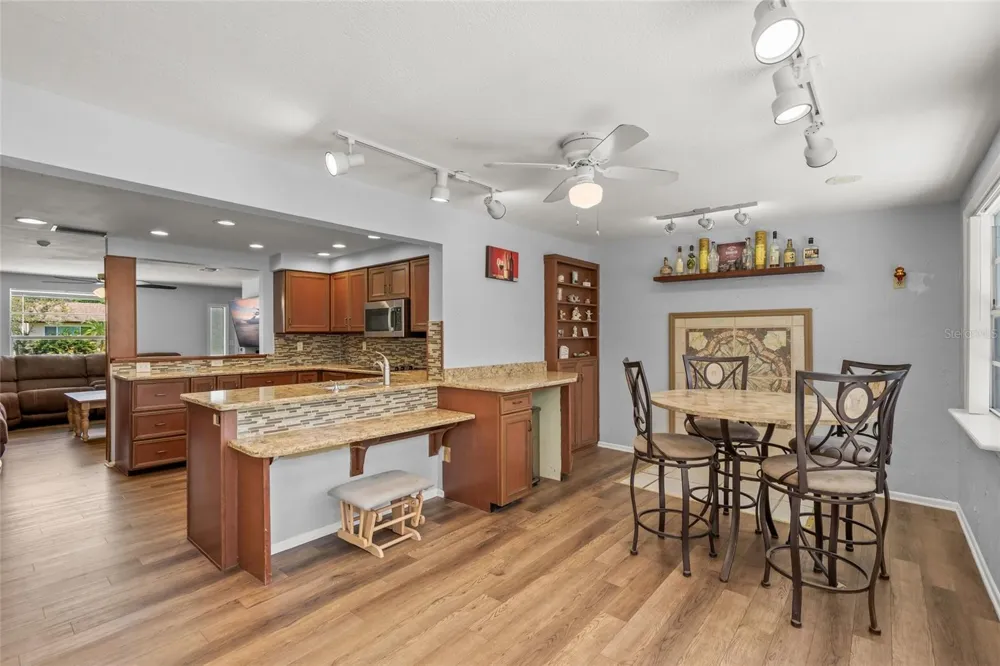4018 DYER LANE Sarasota, FL 34232