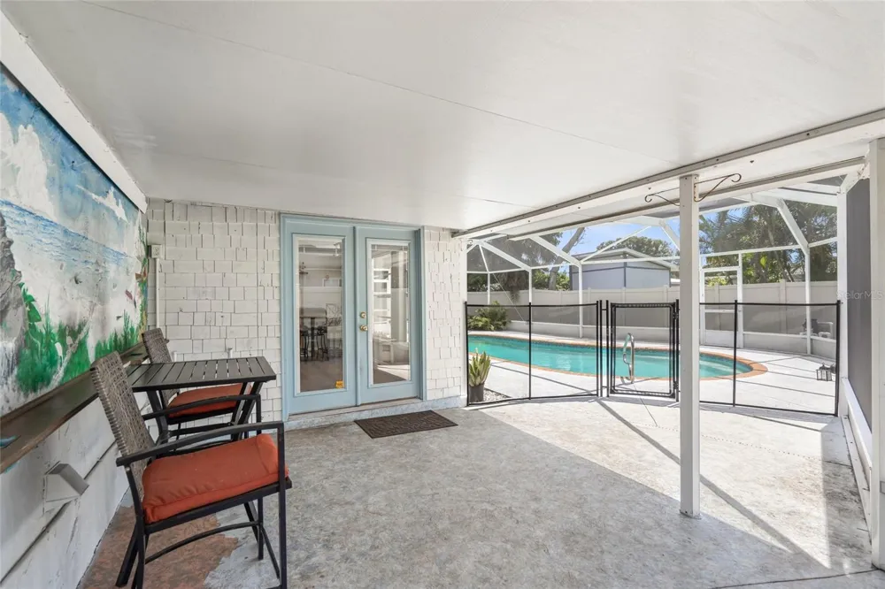 4018 DYER LANE Sarasota, FL 34232