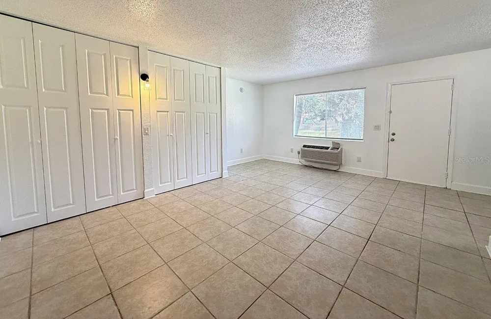 3301 58TH AVENUE S #112 St Petersburg, FL 33712