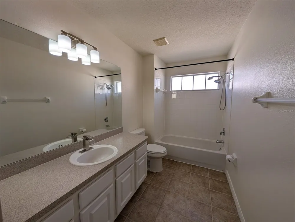 10008 TRANQUILITY WAY Tampa, FL 33625
