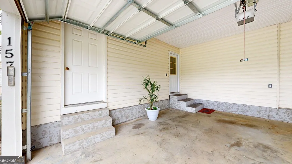 157 Scarlett Ohara DR Ailey, GA 30410