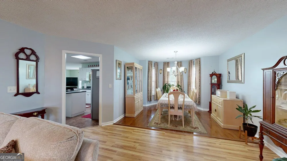 157 Scarlett Ohara DR Ailey, GA 30410