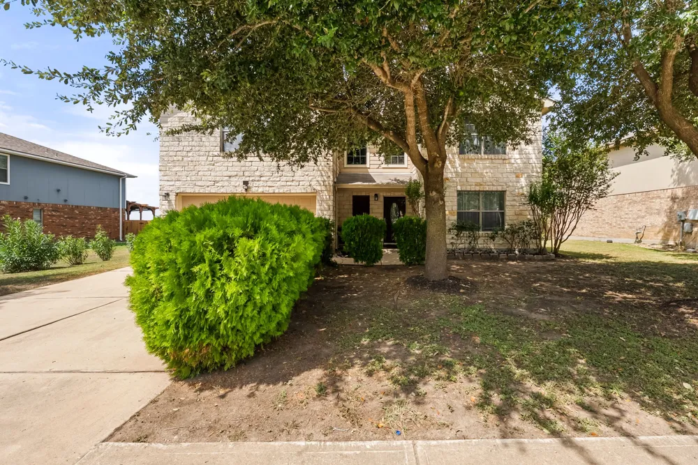 5143 Marsh Lane Buda, TX 78610